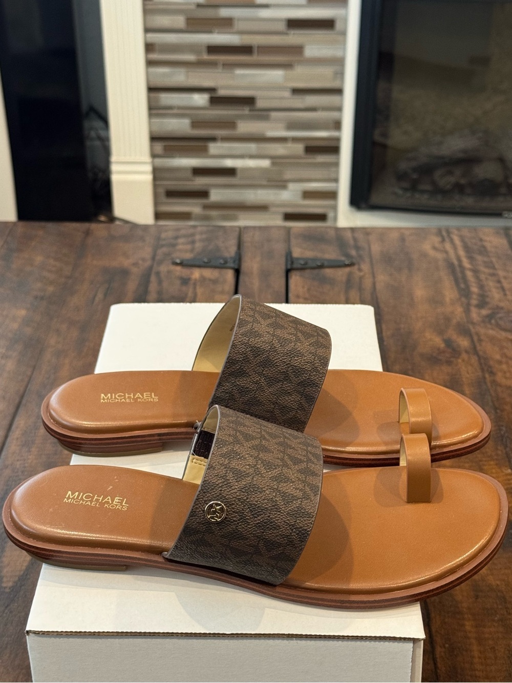 MICHAEL Michael Kors August Flat Sandal (NWOT)
